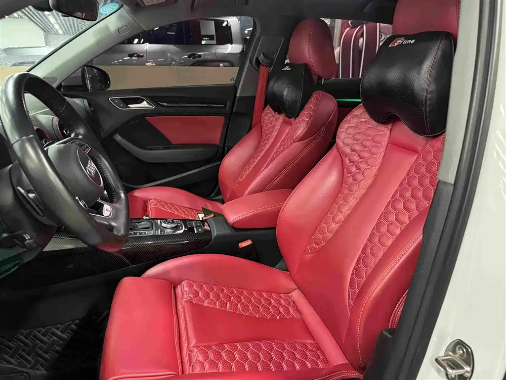 Photo 7 - Audi A3