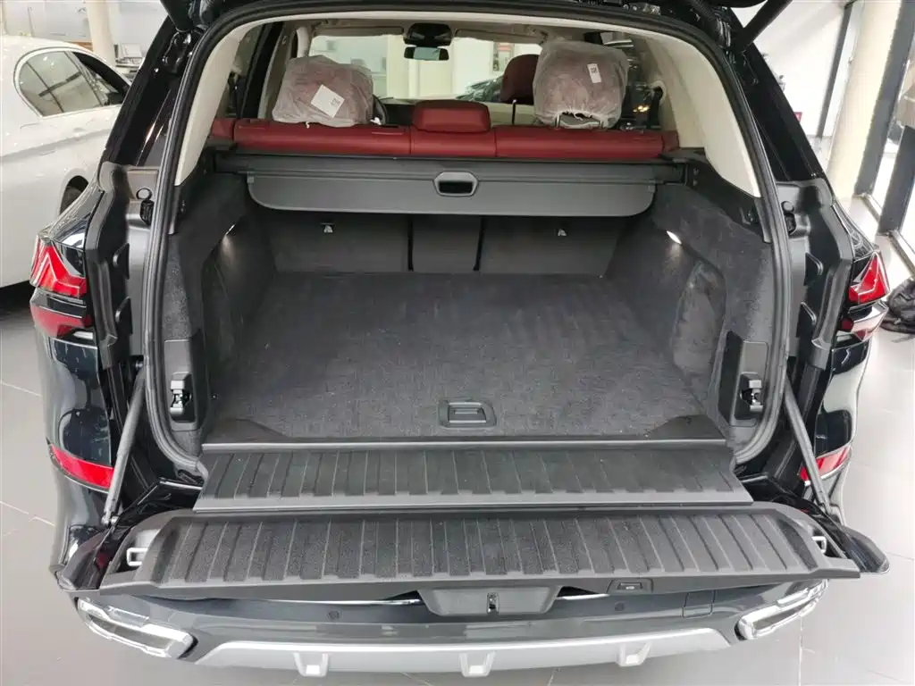 BMW X5 2023 xDrive 30Li Premium M Sport Package фото 15