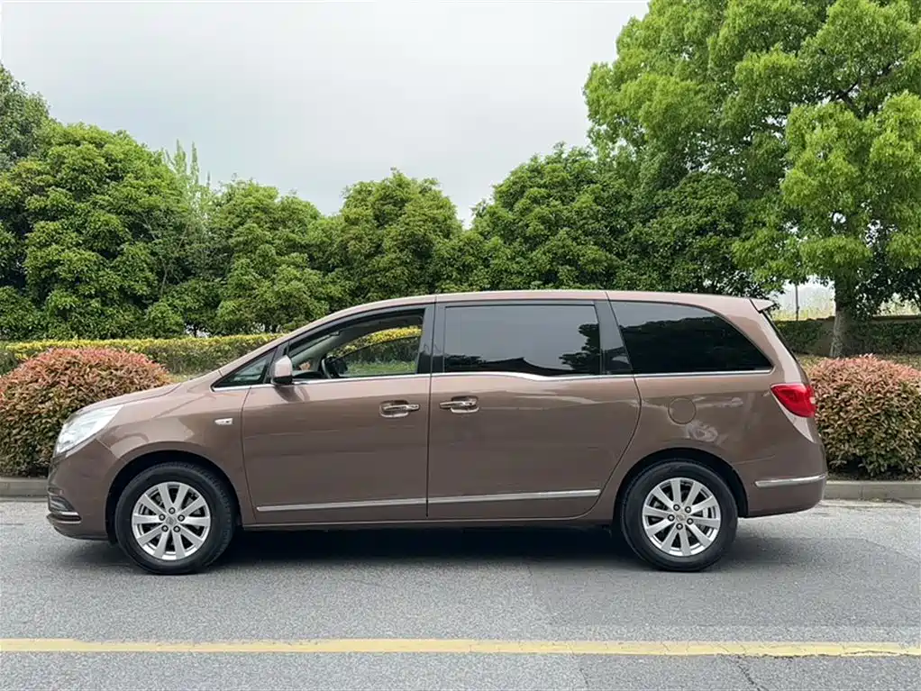 Buick GL8 2018 28T Luxury Model China VI фото 24