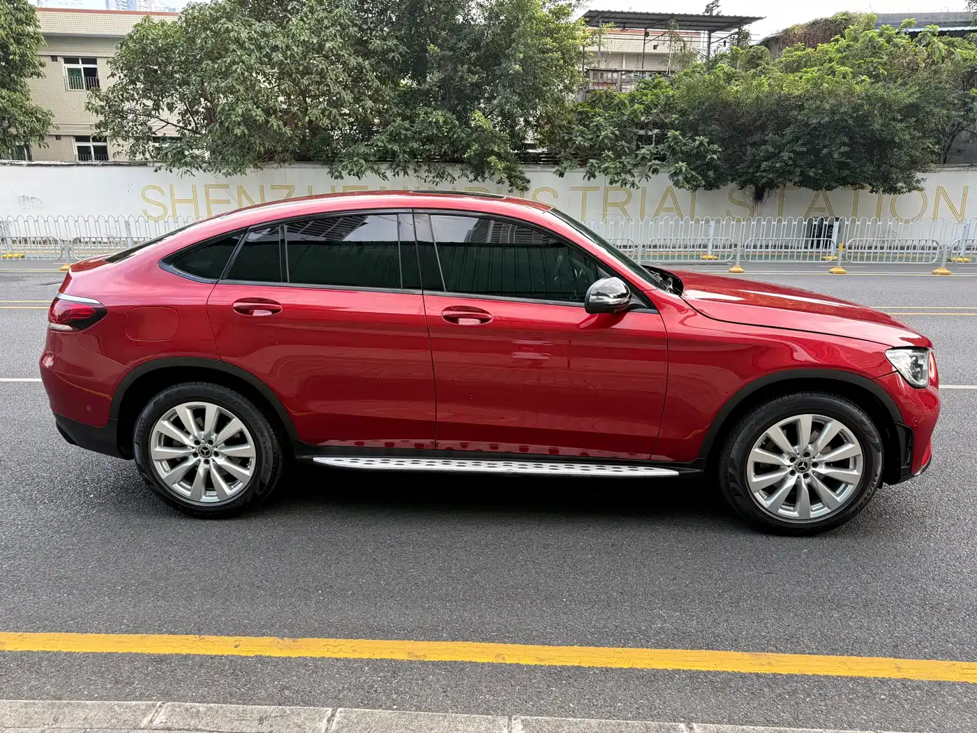 Mercedes-Benz GLC Coupe 2021 GLC 260 4MATIC Coupe SUV фото 4