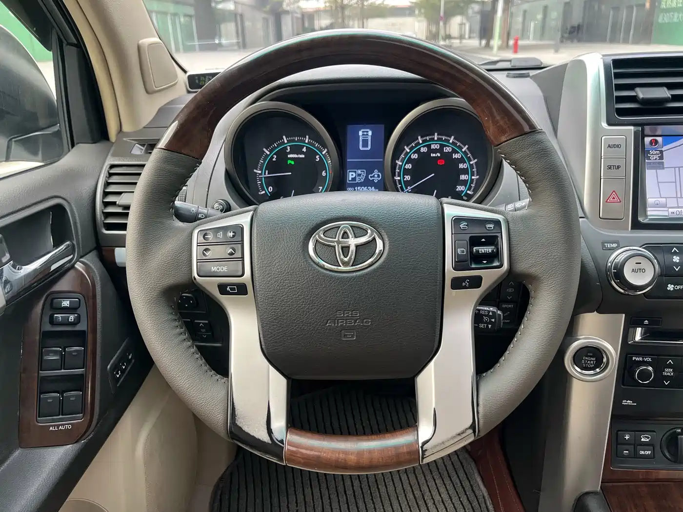 Toyota Prado 2010 4.0L Automatic VX NAVI фото 35