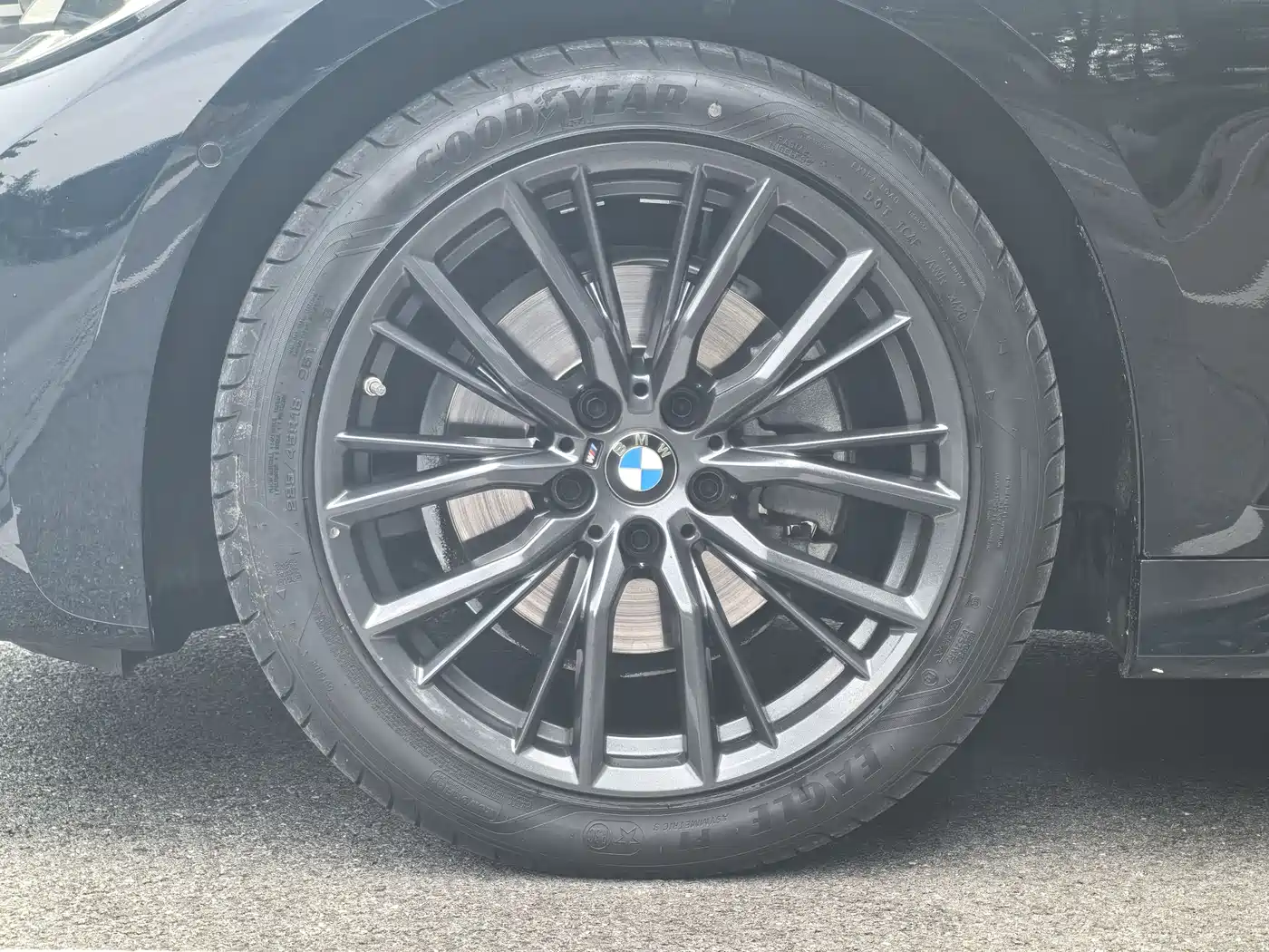 BMW 3 Series 2022 Facelift 325i M Sport Shadow Edition фото 5