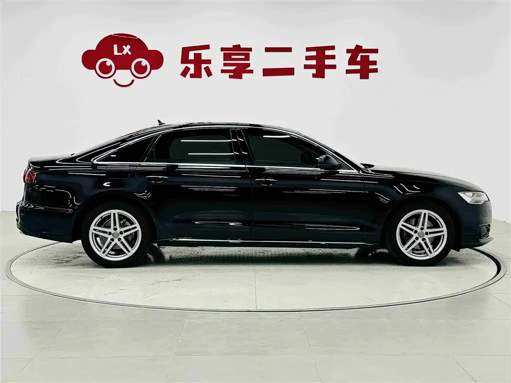Audi A6L 2018 30th Anniversary 30 FSI Style фото 6