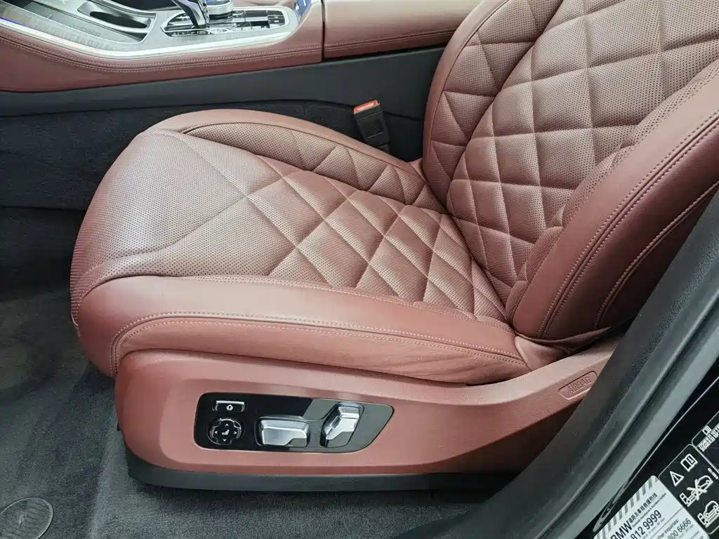 BMW X5 2022 Model xDrive 40Li M Sport Package фото 20