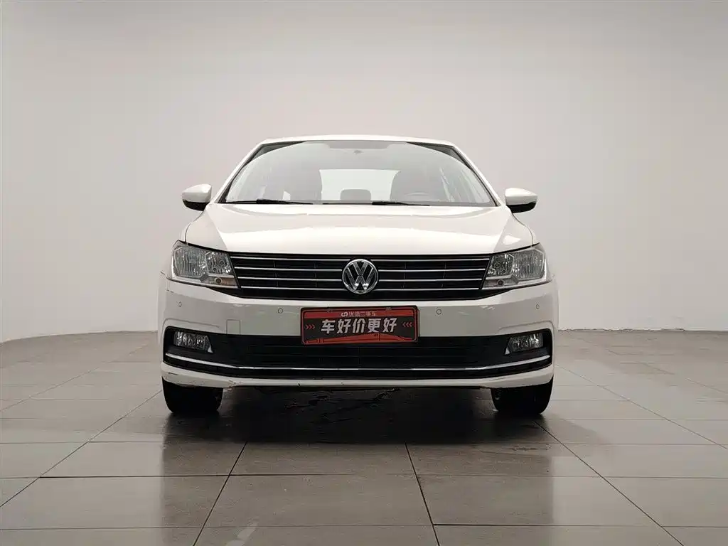 Volkswagen Lavida 2017 1.6L Manual Comfort Edition фото 3