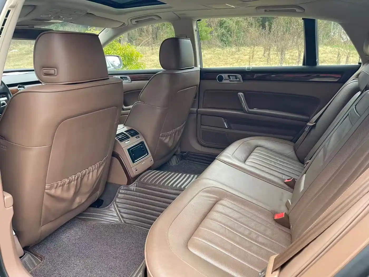 Volkswagen Phaeton 2015 Model 3.0L Smart Enjoyment Edition фото 10