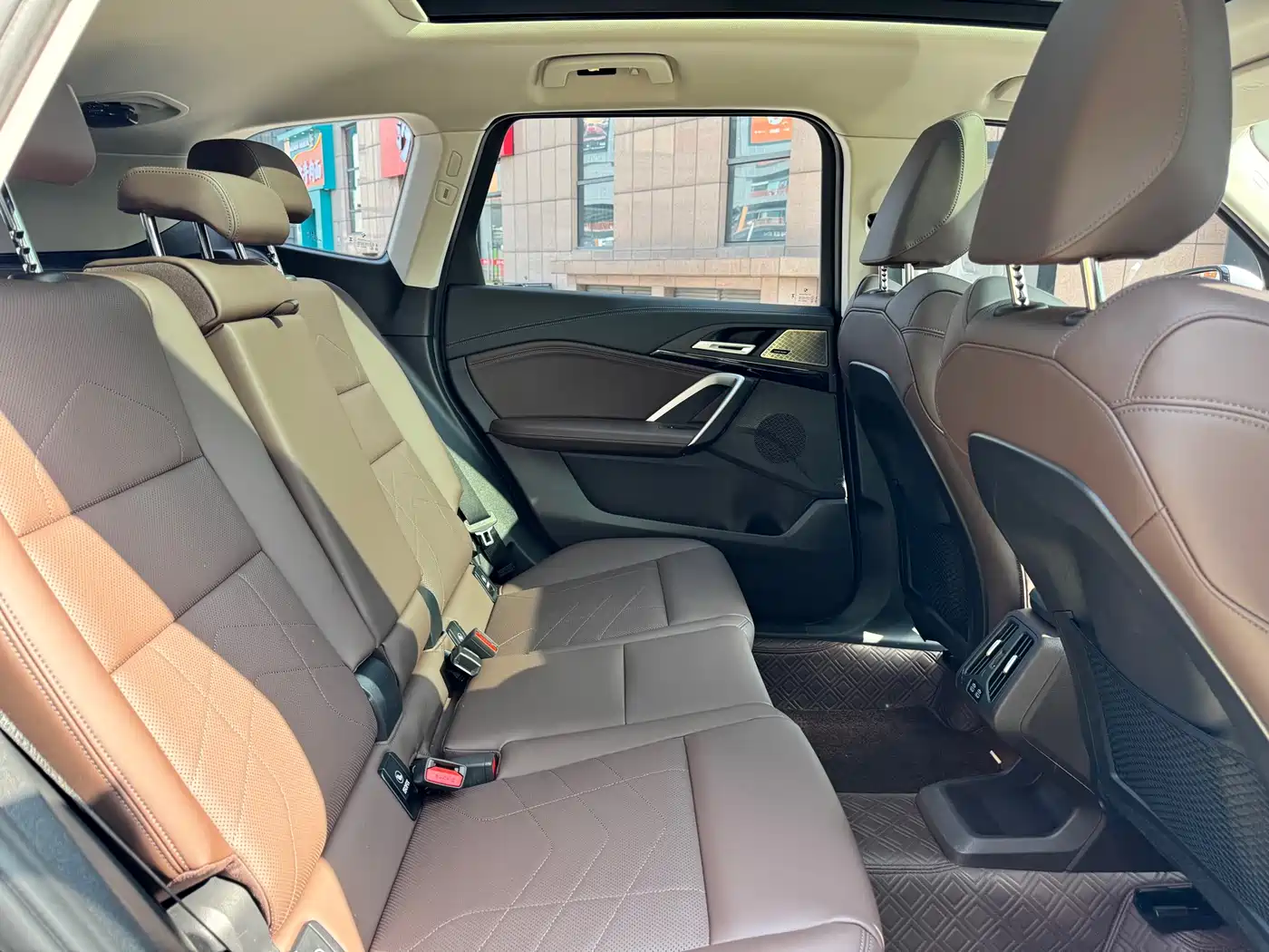 BMW X1 2024 sDrive25Li X Design Package фото 11