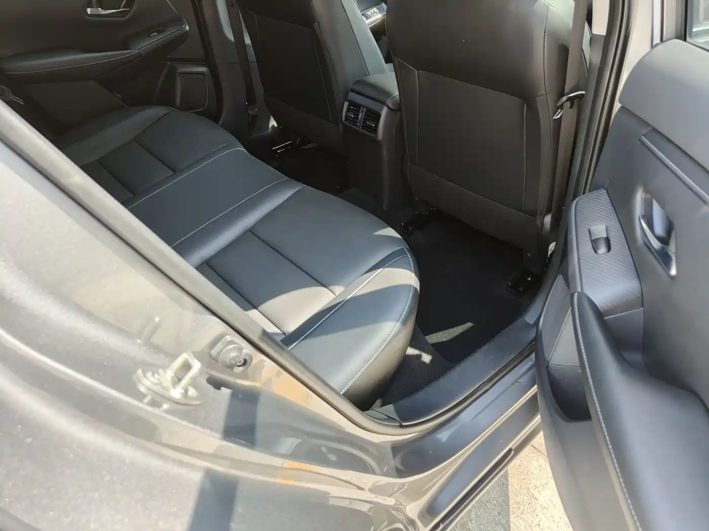 Nissan SYLPHY, миниатюра 14