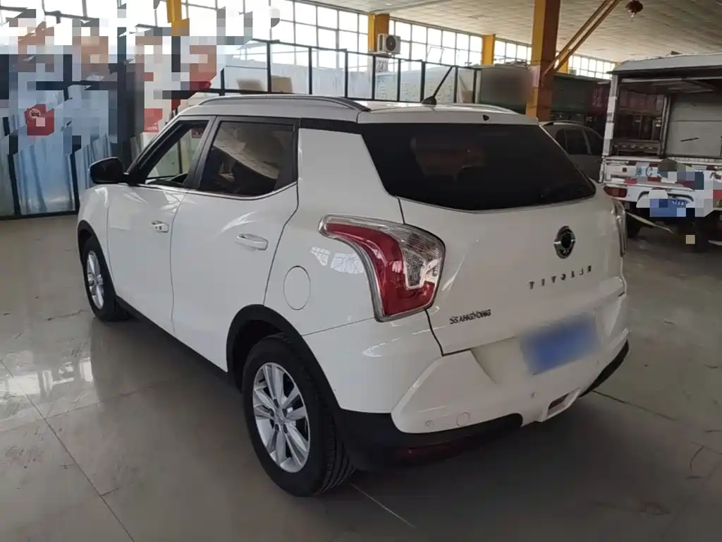 SsangYong Tivoli 2017 2015 1.6L Automatic 2WD Fashion Edition