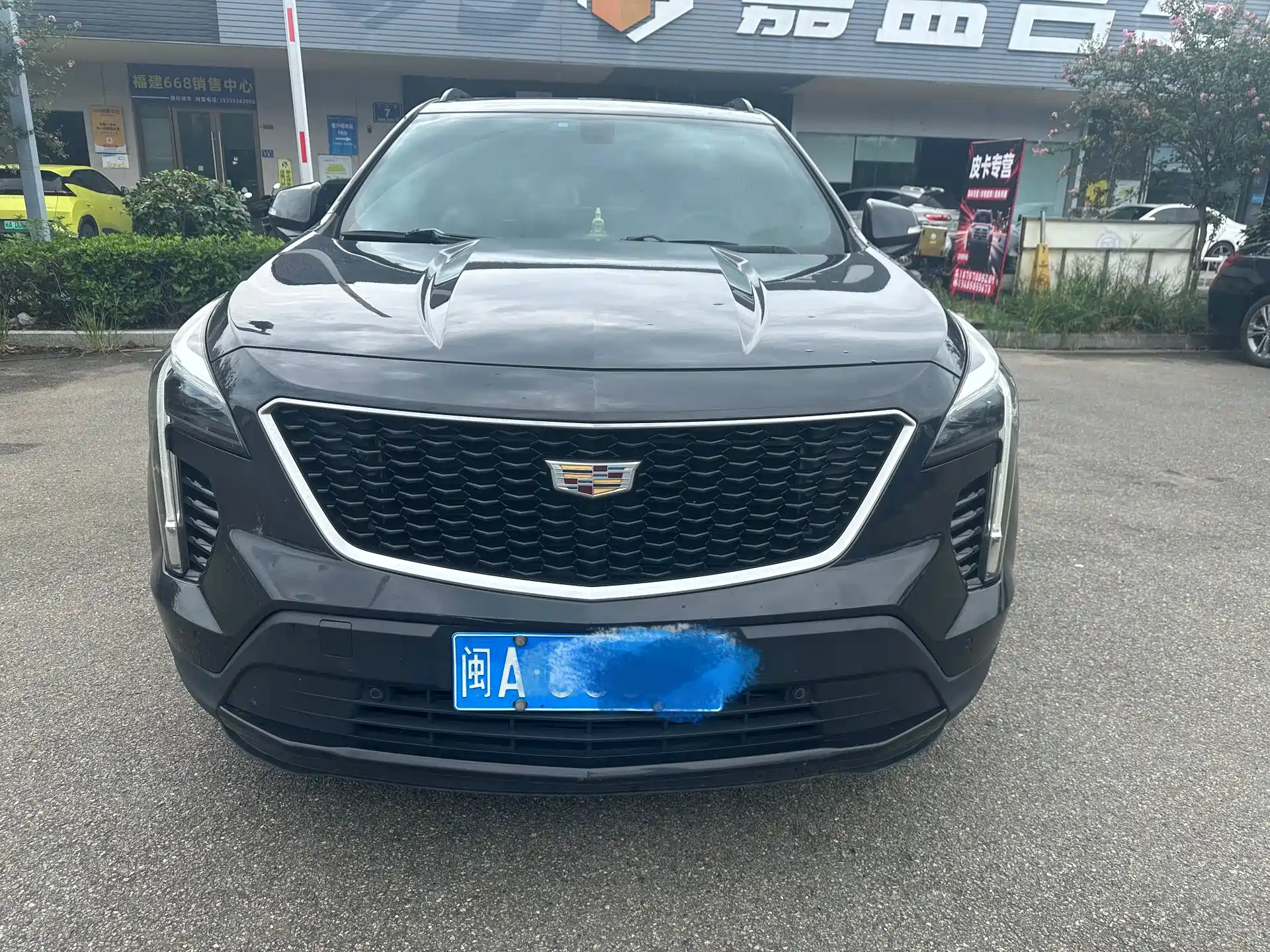 Фото 1 - Cadillac XT4