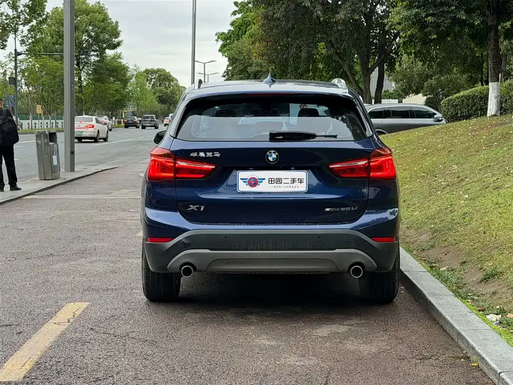 BMW X1 2019 sDrive20Li Leading Model фото 5