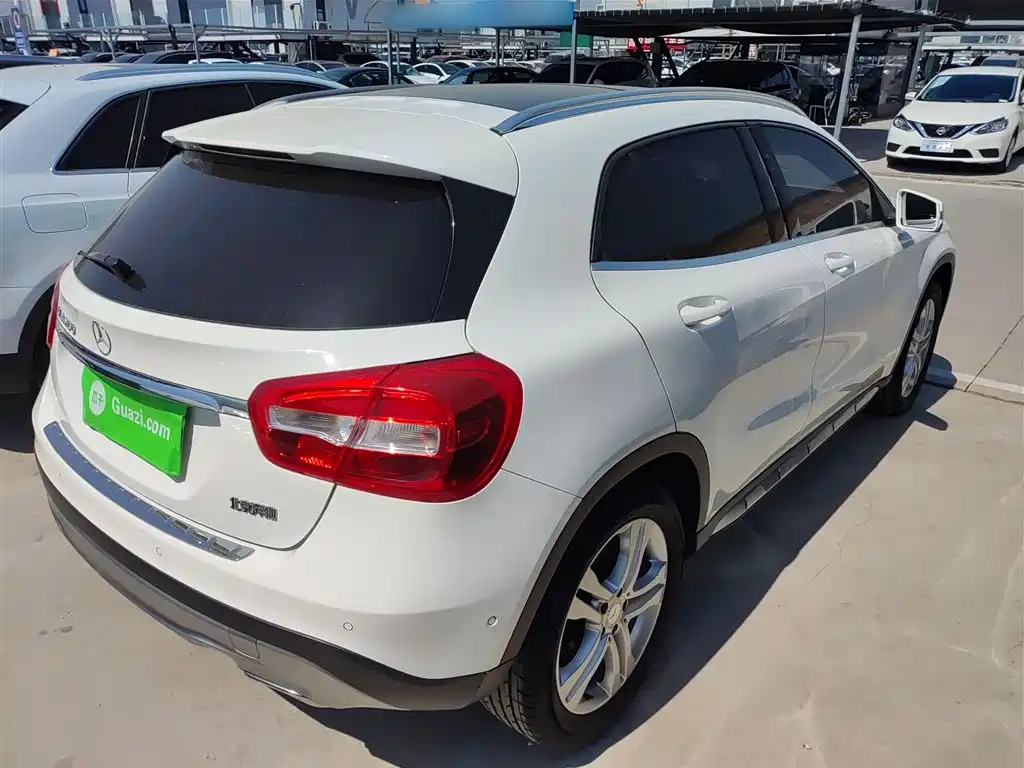 Mercedes-Benz GLA 2016 GLA 200 Dynamic фото 7