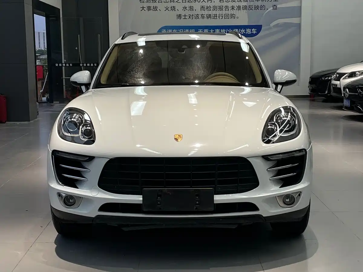 Porsche Macan 2017 Macan 2.0T фото 2