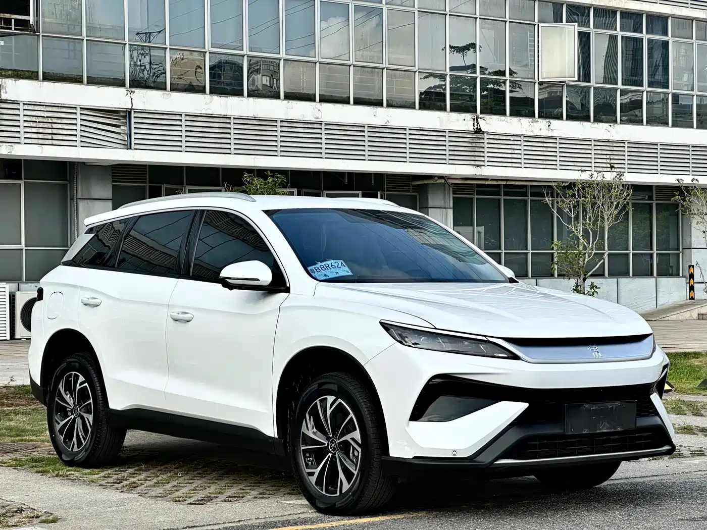 BYD Song Pro New Energy 2025 2nd Gen DM-i 75KM Leading Type фото 2