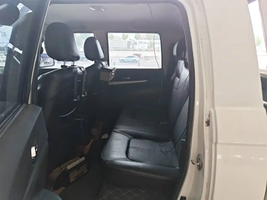 ZTE Weihu 2020 2017 2.4L Off-Road Edition Gasoline China V 2WD Standard Double Cab 4G69S4N
