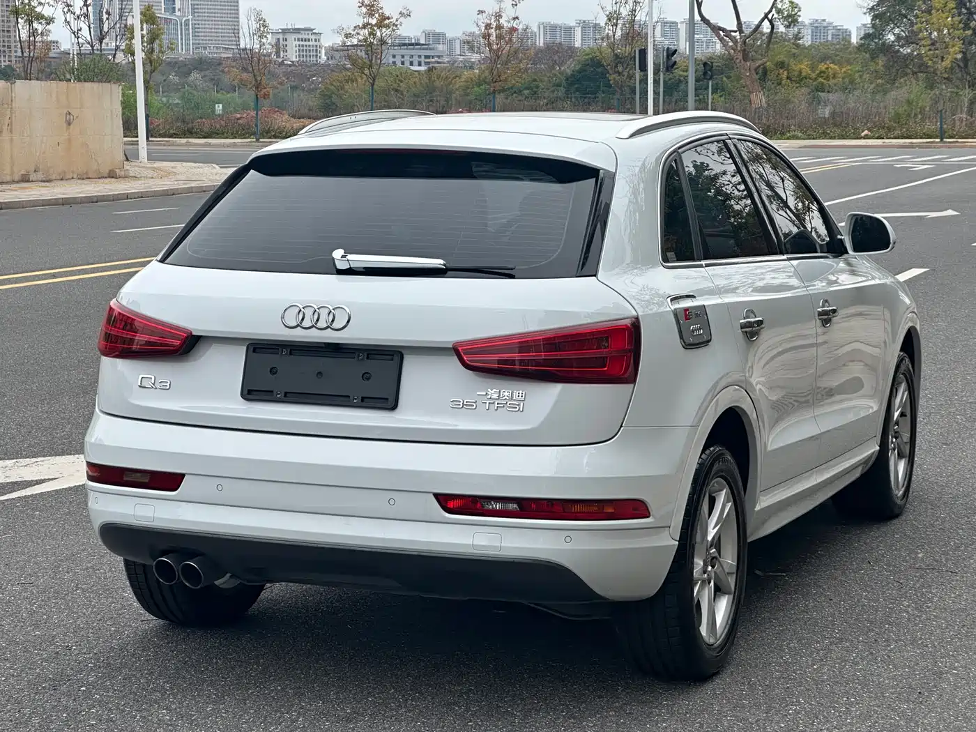Audi Q3 2018 30th Anniversary Edition 35 TFSI Fashion фото 6