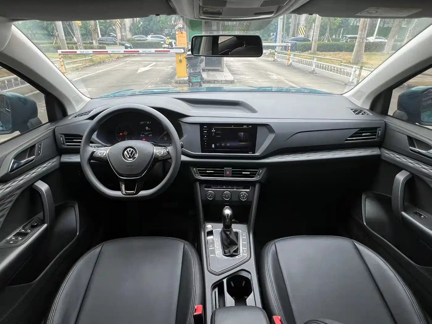 Volkswagen Tharu 2021 Model 280TSI 2WD Trend Edition фото 5