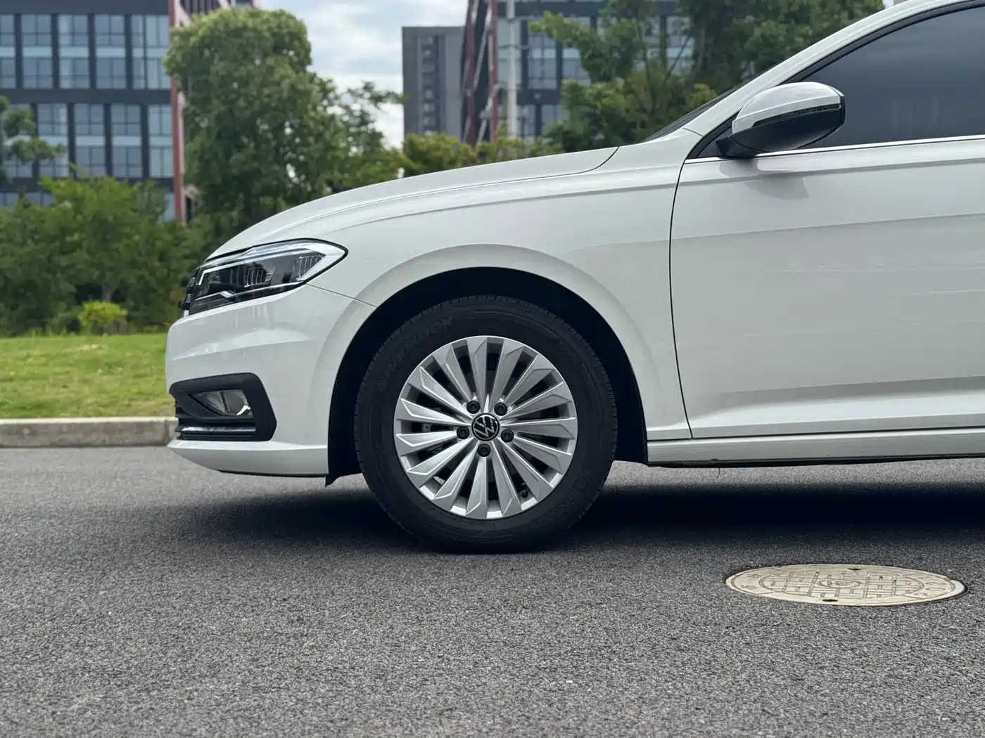 Volkswagen Lavida 2021 1.5L Auto Comfort Edition фото 9