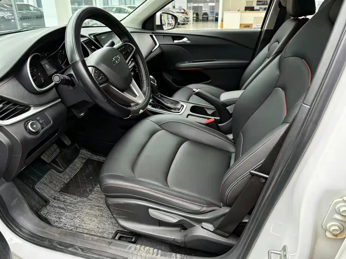 Chevrolet Monza 2019 RS 330T Auto Smooth Edition China VI фото 4