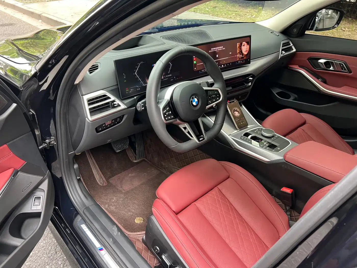 BMW 3 Series 2026 2026 330Li M Sport Shadowline Package