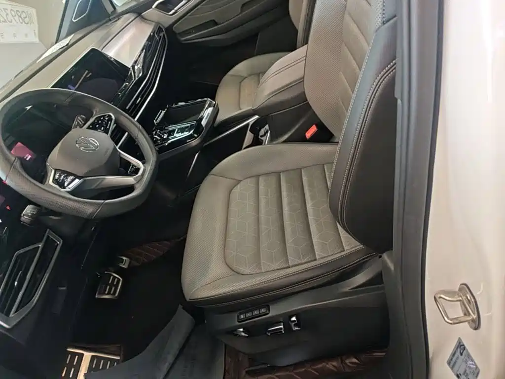 Volkswagen Talagon 2021 2021 380TSI 4WD R-Line Explorer Edition