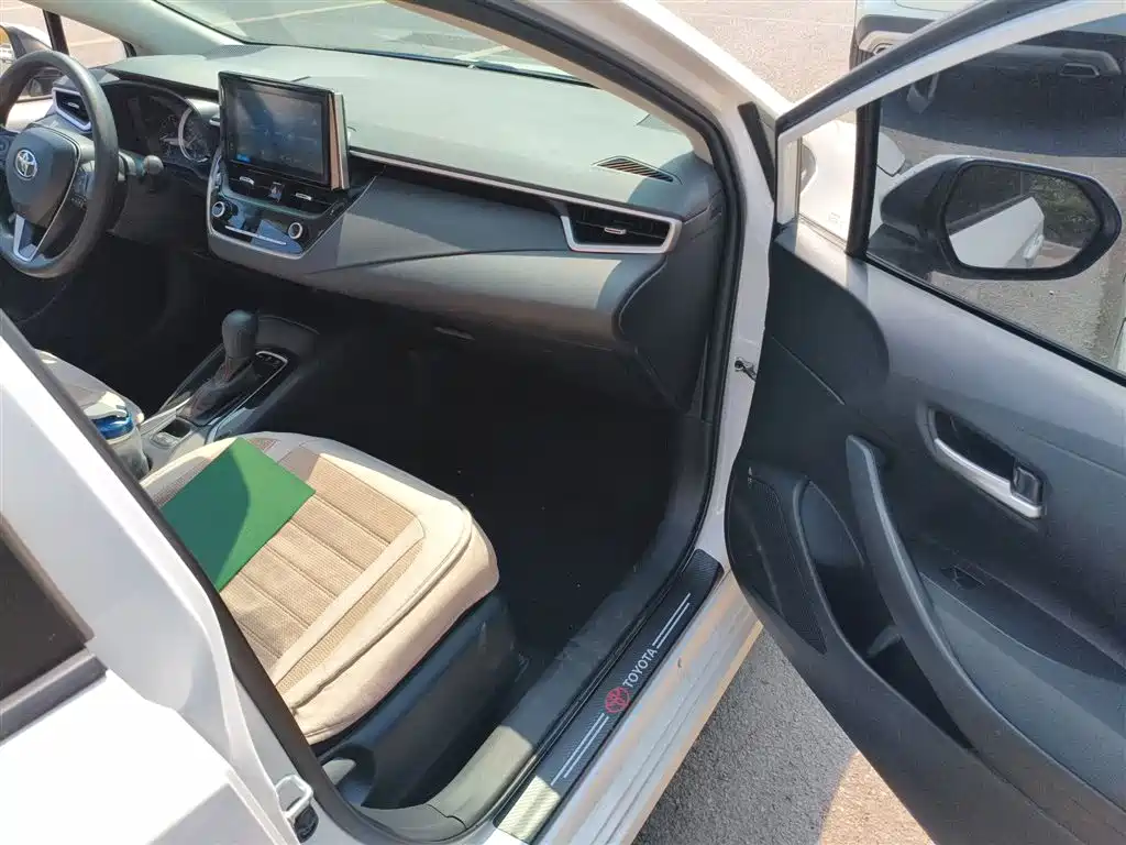 Toyota Corolla 2021 1.2T S-CVT Elite PLUS Edition фото 20