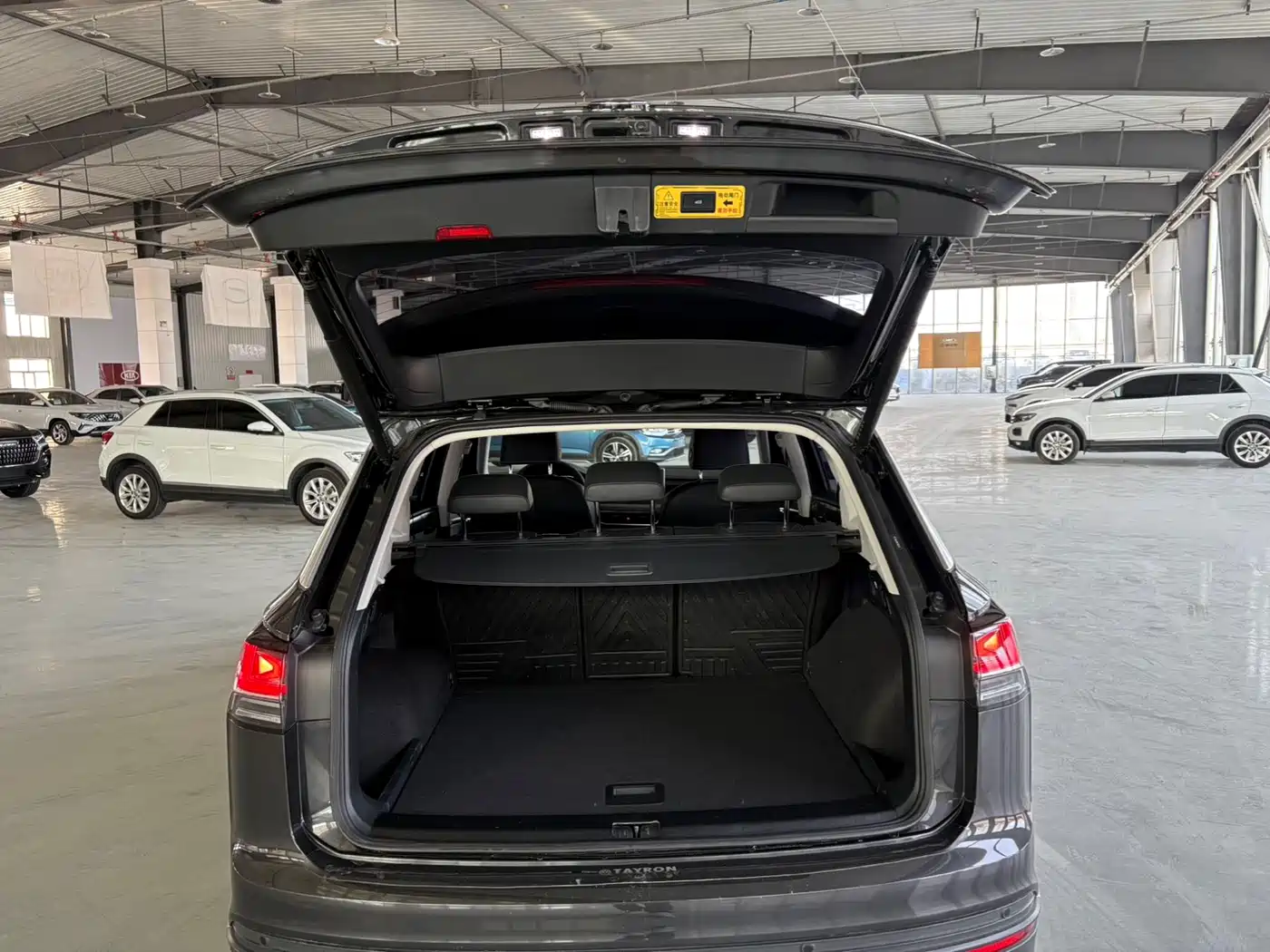 Volkswagen Tayron 2023 280TSI 2WD Luxury Plus Advanced Edition фото 18
