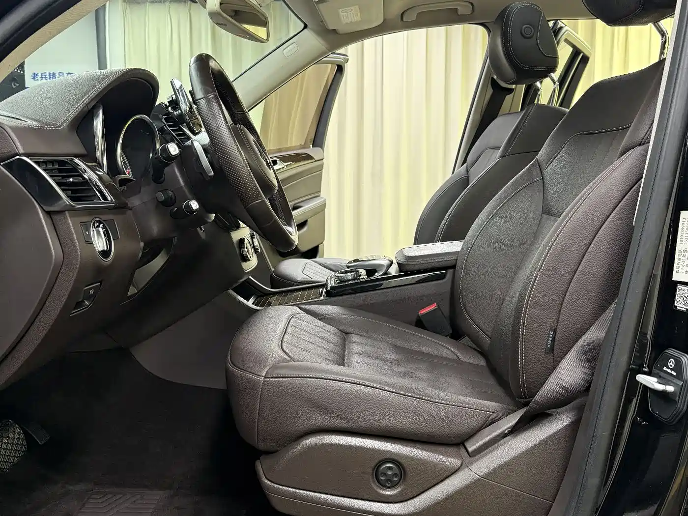 Mercedes-Benz GLS 2018 GLS 400 4MATIC Luxury фото 27