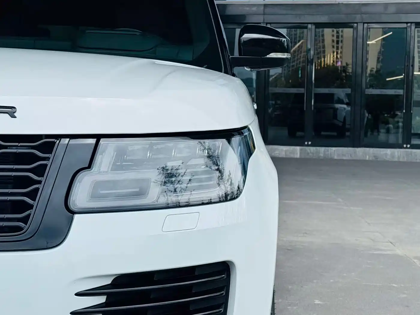 Land Rover Range Rover 2019 3.0 SC V6 Prestige Genesis Extended Edition фото 29
