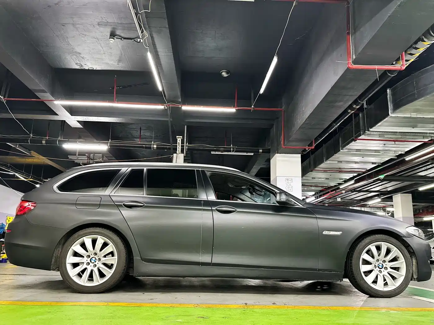 صورة 7 - BMW 5 Series (Import)