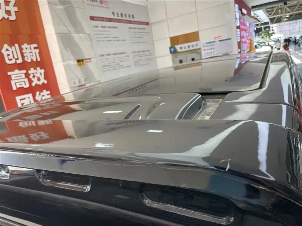 MERCEDES-BENZ V CLASS