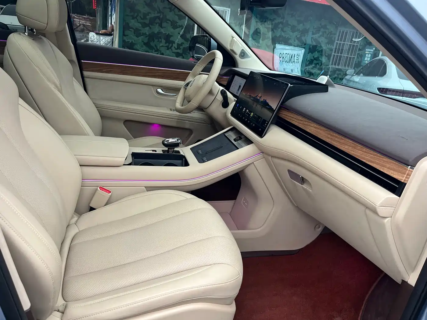 AITO Wenjie AITO M7 2024 1.5T Smart AWD Max 6-Seater фото 12