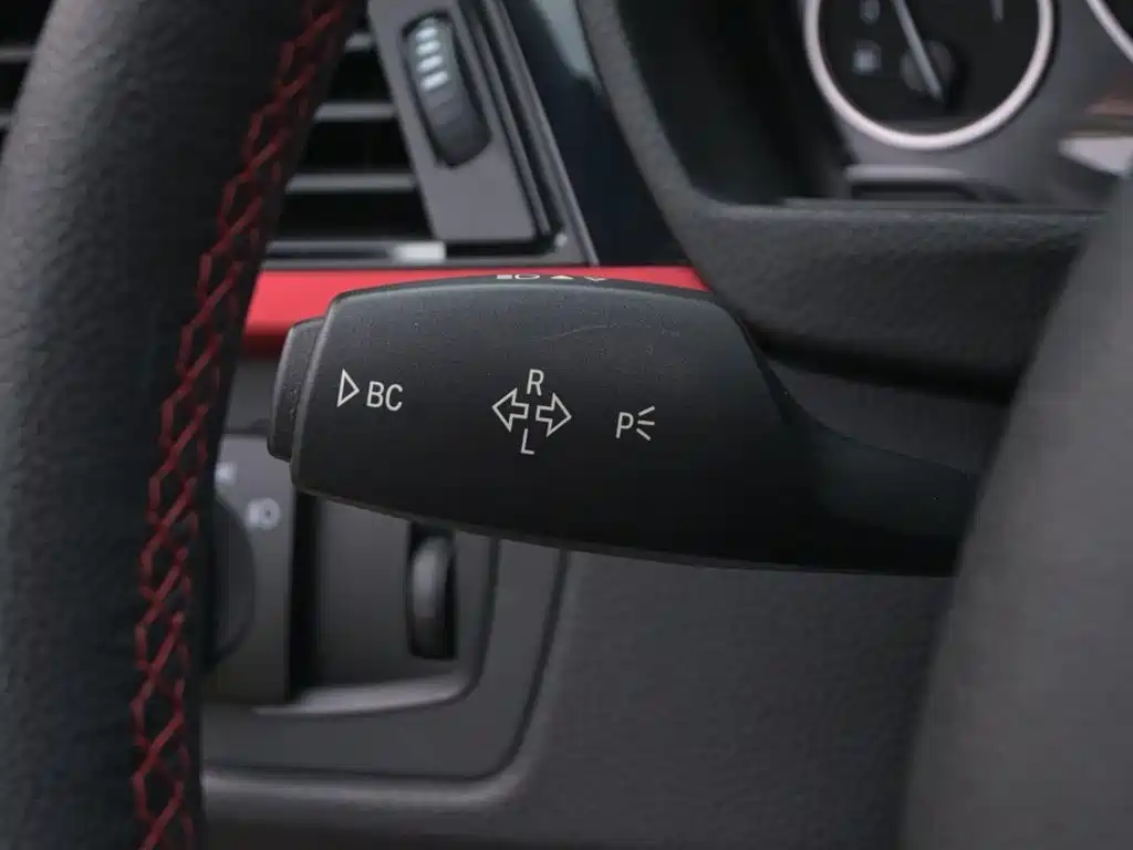 BMW 3 Series GT 2016 320i Design Package фото 32