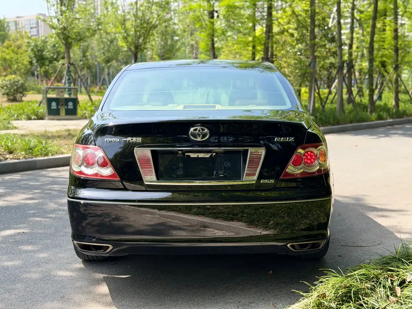 Toyota Reiz 2008 2.5S Special Commemorative Edition фото 3