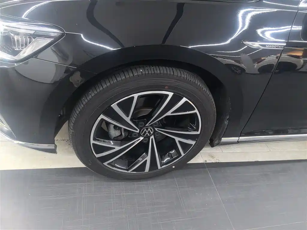 Volkswagen Magotan 2020 330TSI DSG Luxury фото 23