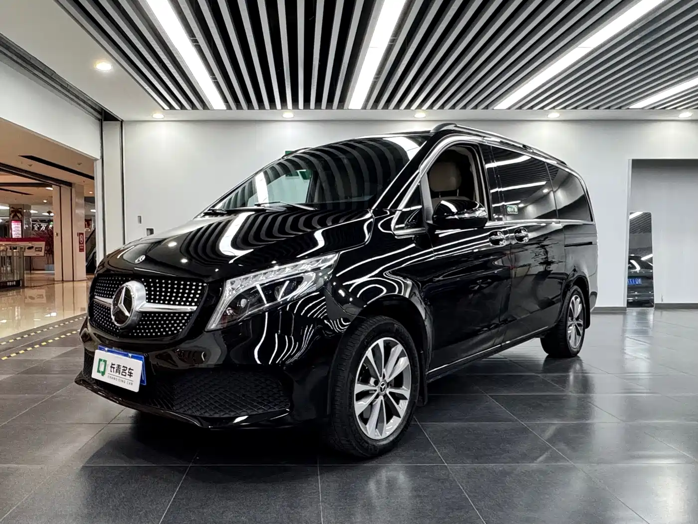 Mercedes-Benz V-Class 2022 V 260 Prestige Edition