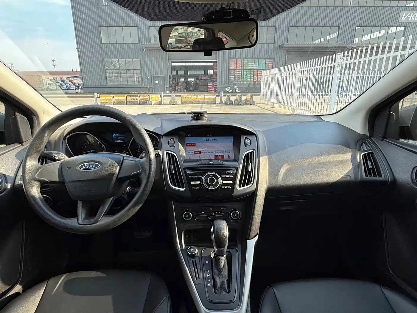 Ford Focus 2019 2018 Hatchback Classic 1.6L Automatic Comfort Smart Edition