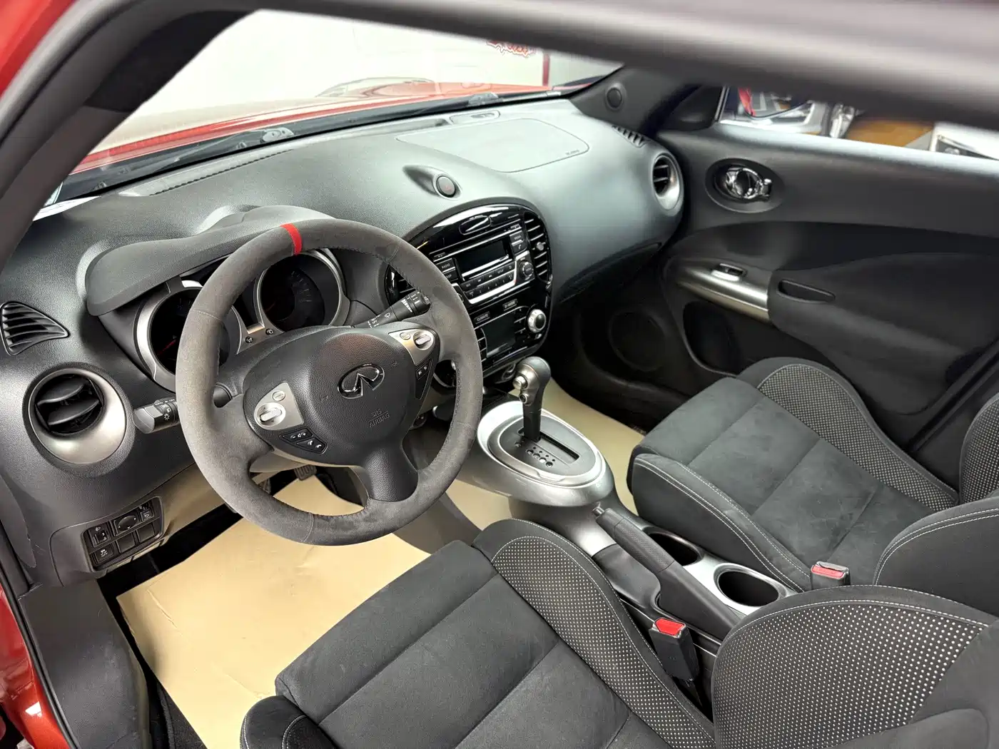 Infiniti ESQ 2018 2014 1.6L Free Edition