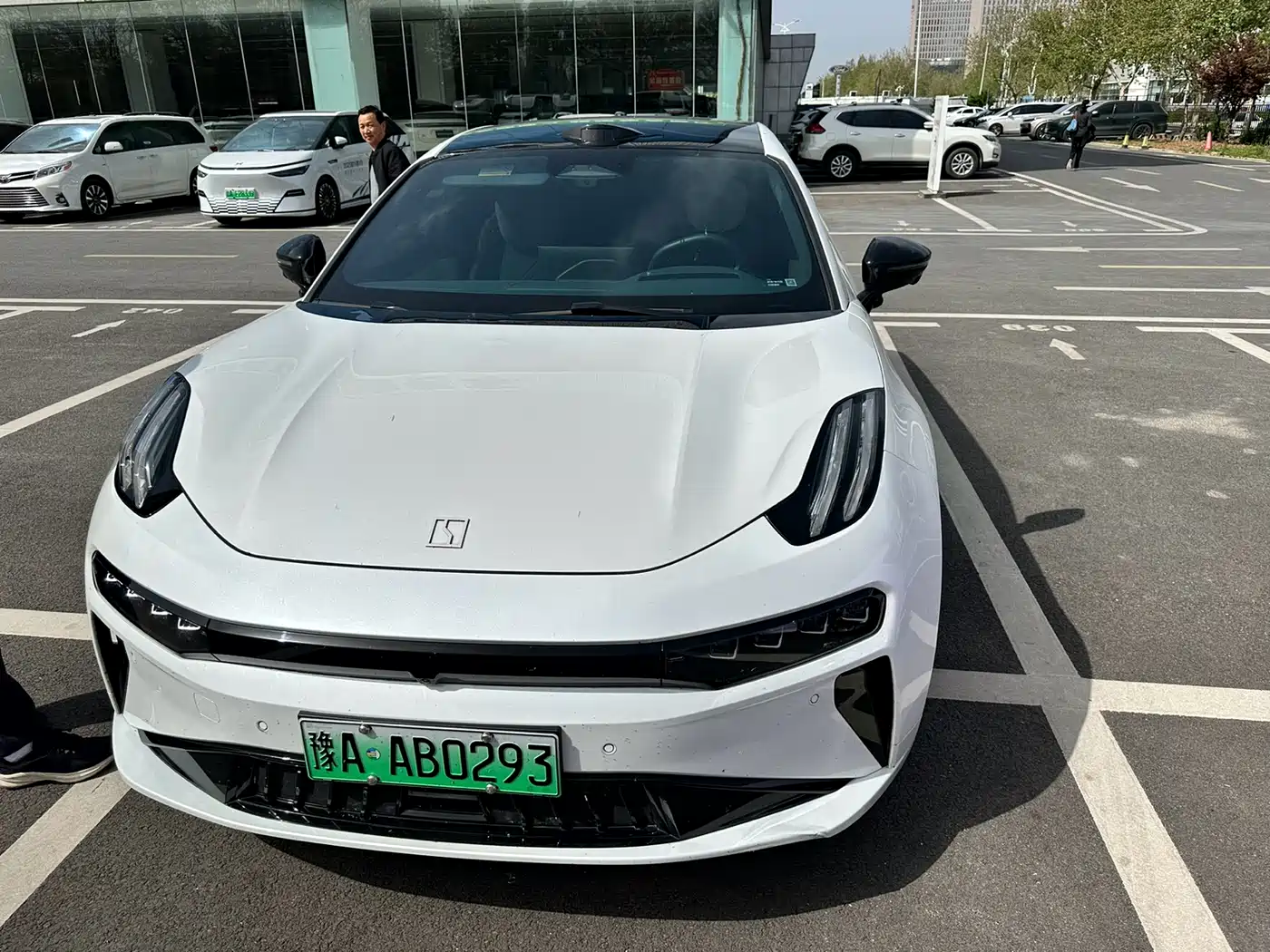 ZEEKR EXTREME KRYPTON 001