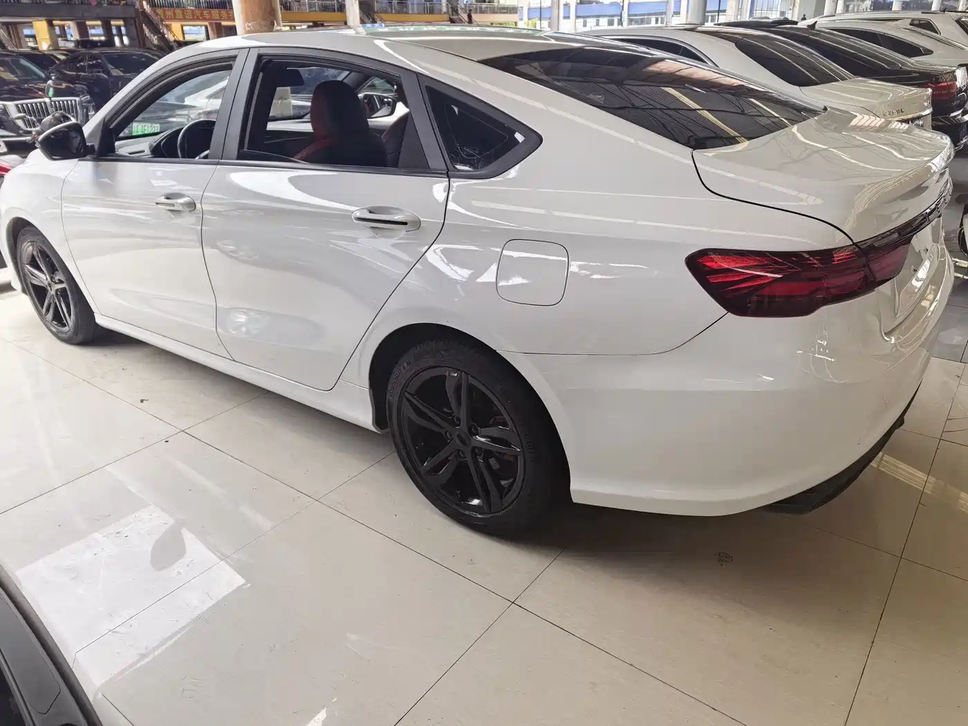 Photo 13 - Geely Binrui