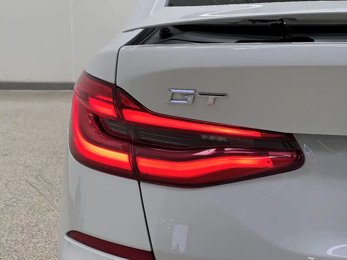BMW 6 Series GT 2018 630i M Sport Package фото 41
