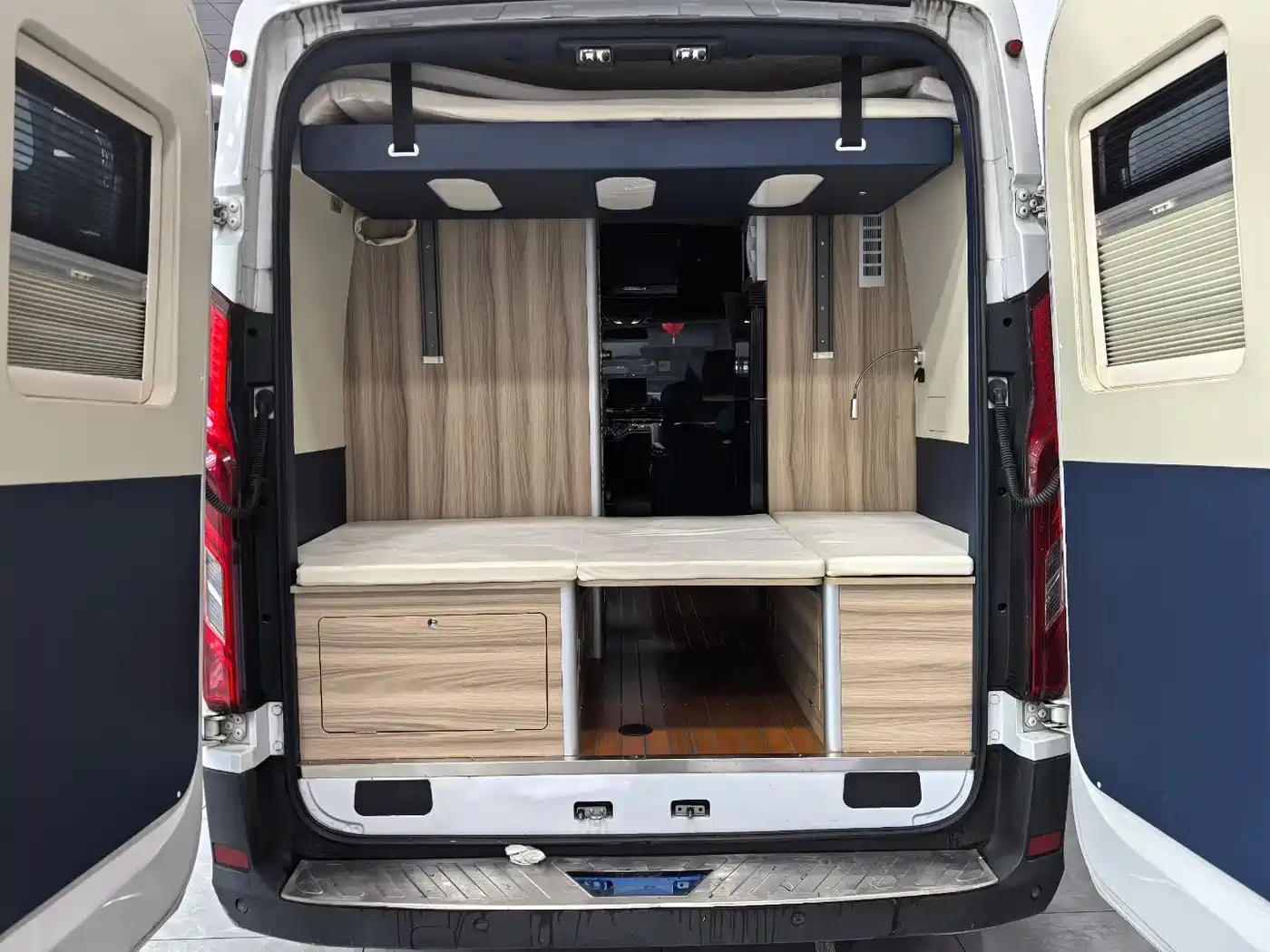 SAIC Maxus MAXUS V90 RV 2021 2.0T Traveler V90 Self-contained Type B RV Flagship Version фото 45