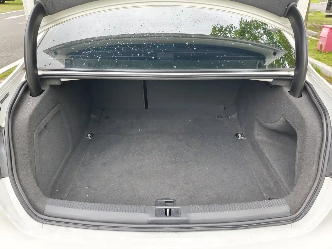 Audi A4L 2013 35 TFSI Automatic Standard фото 21