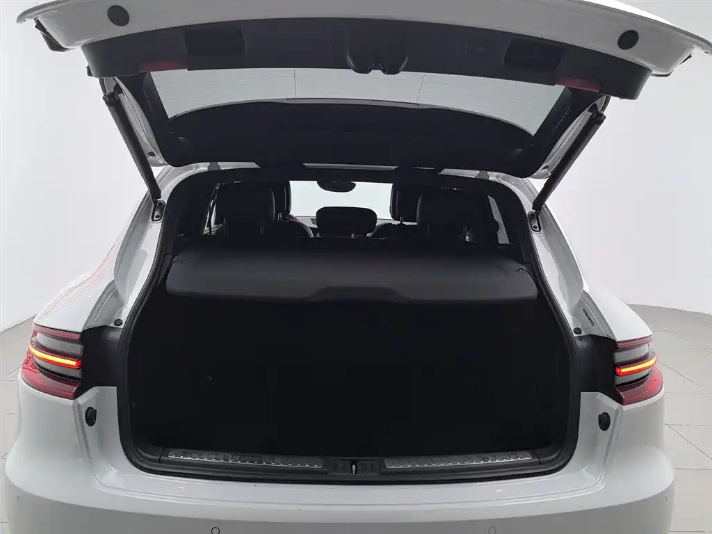 Porsche Macan 2017 Macan 2.0T фото 16