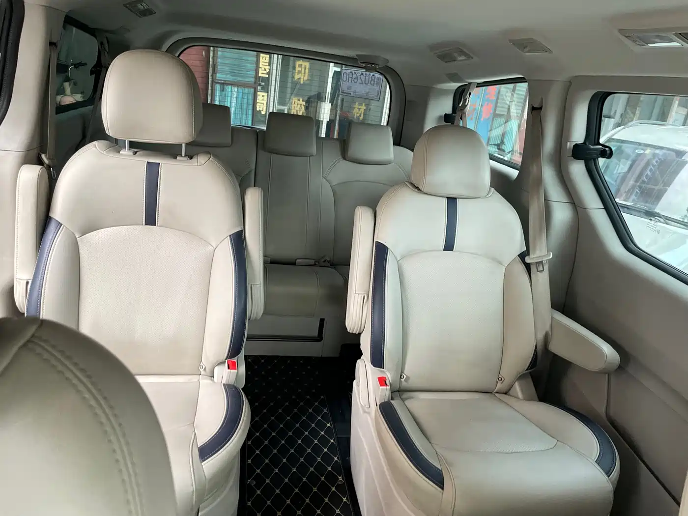 SAIC Maxus Maxus G10 2021 2.0T Manual Elite Edition Gasoline 7-Seater фото 6