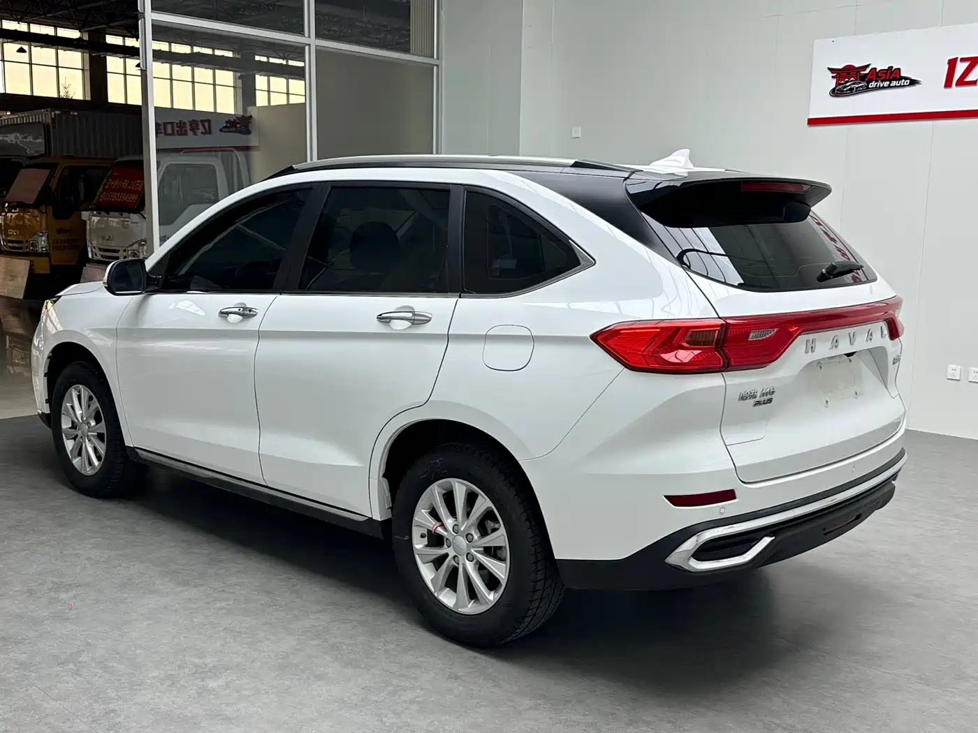 Haval M6 2021 PLUS 1.5T DCT Luxury Smart Connect фото 5