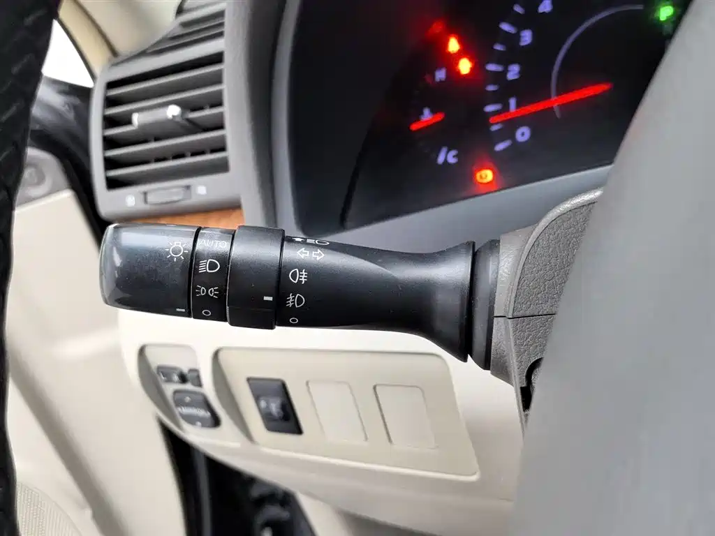 Toyota Camry 2012 200E Classic Elite фото 21