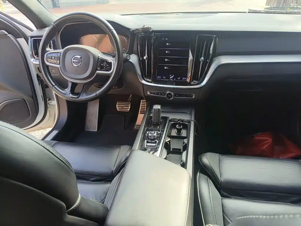 Volvo V60 2021 2021 B5 Zhiyuan Sport Edition