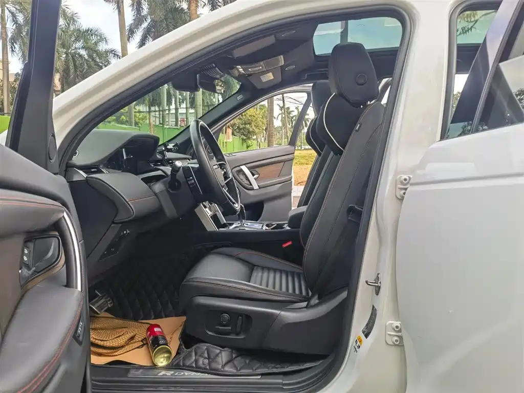 LAND ROVER DISCOVER SPORTS