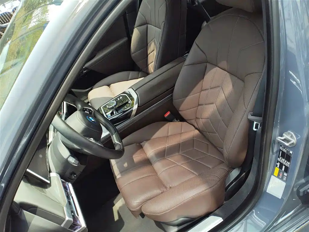 BMW i7 2023 eDrive50L Premium M Sport Package фото 11